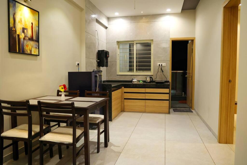 'Sumadhu Homes - 201 ' Kolhapur Exterior photo